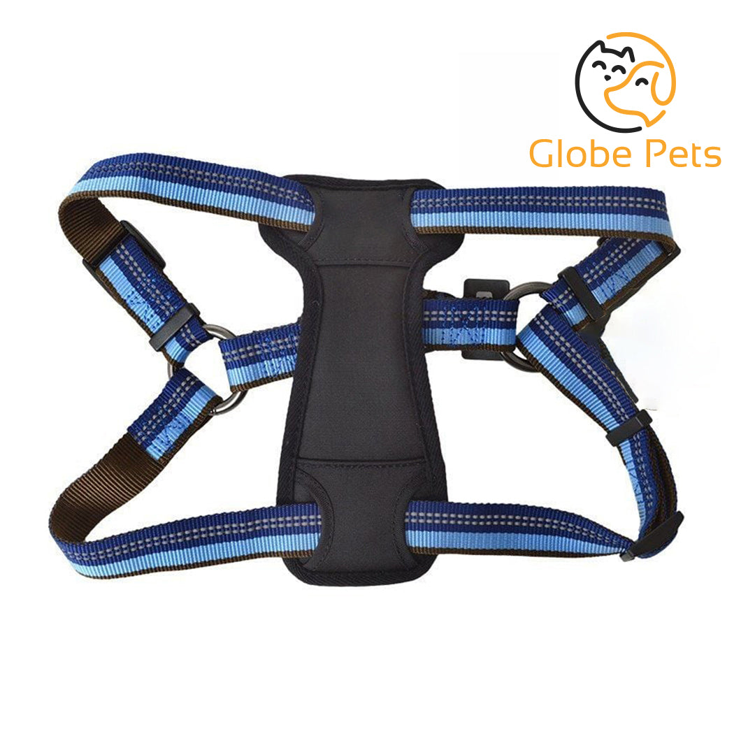 Globe Pets - Reflective Adjustable Padded Dog Harness - Fits 20"-30" Girth